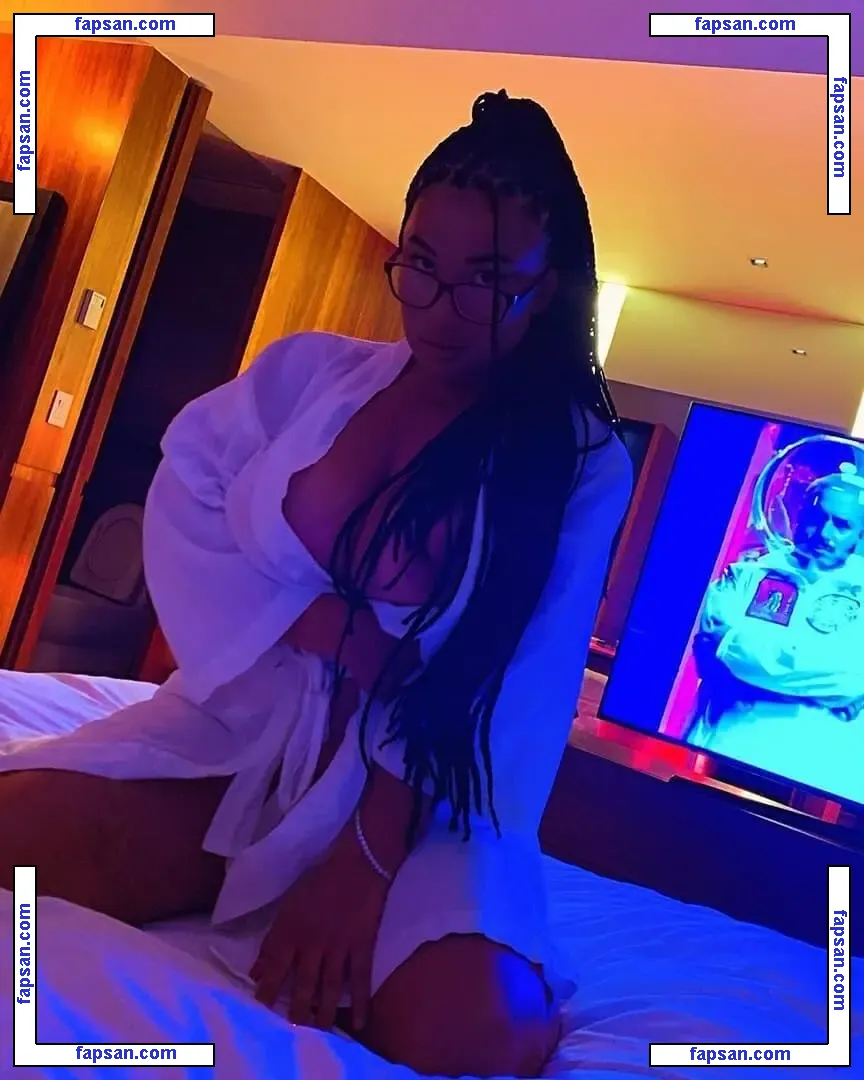 lizzywurst nude photo #0367 from OnlyFans