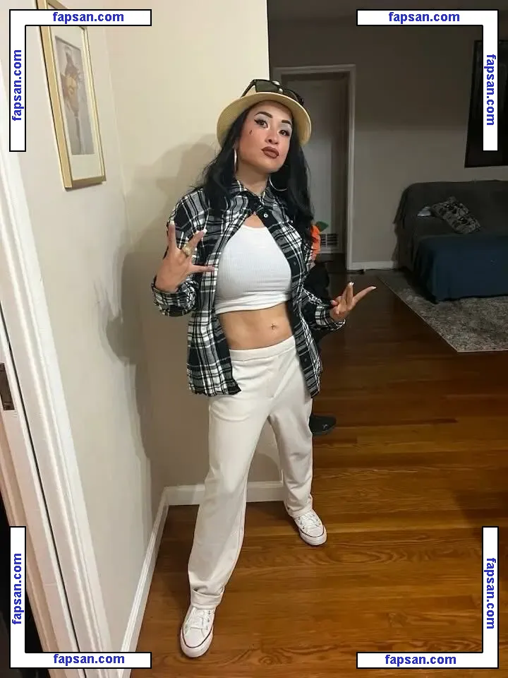 lizzywurst nude photo #0407 from OnlyFans