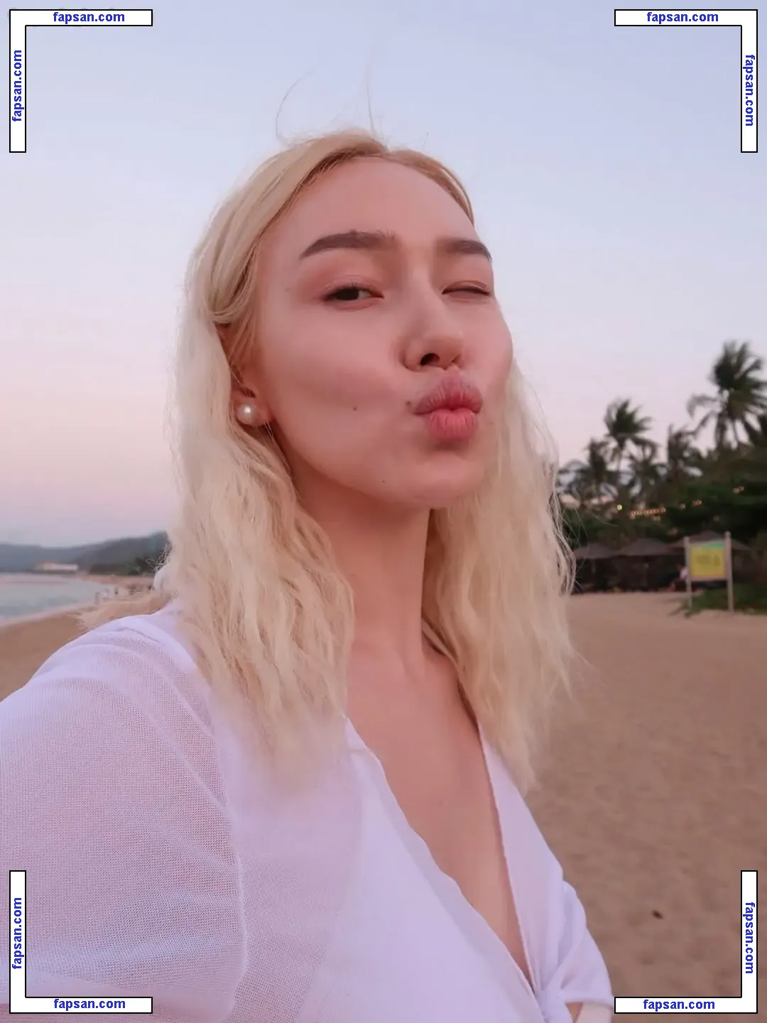 llameella голая фото #0004 с Онлифанс