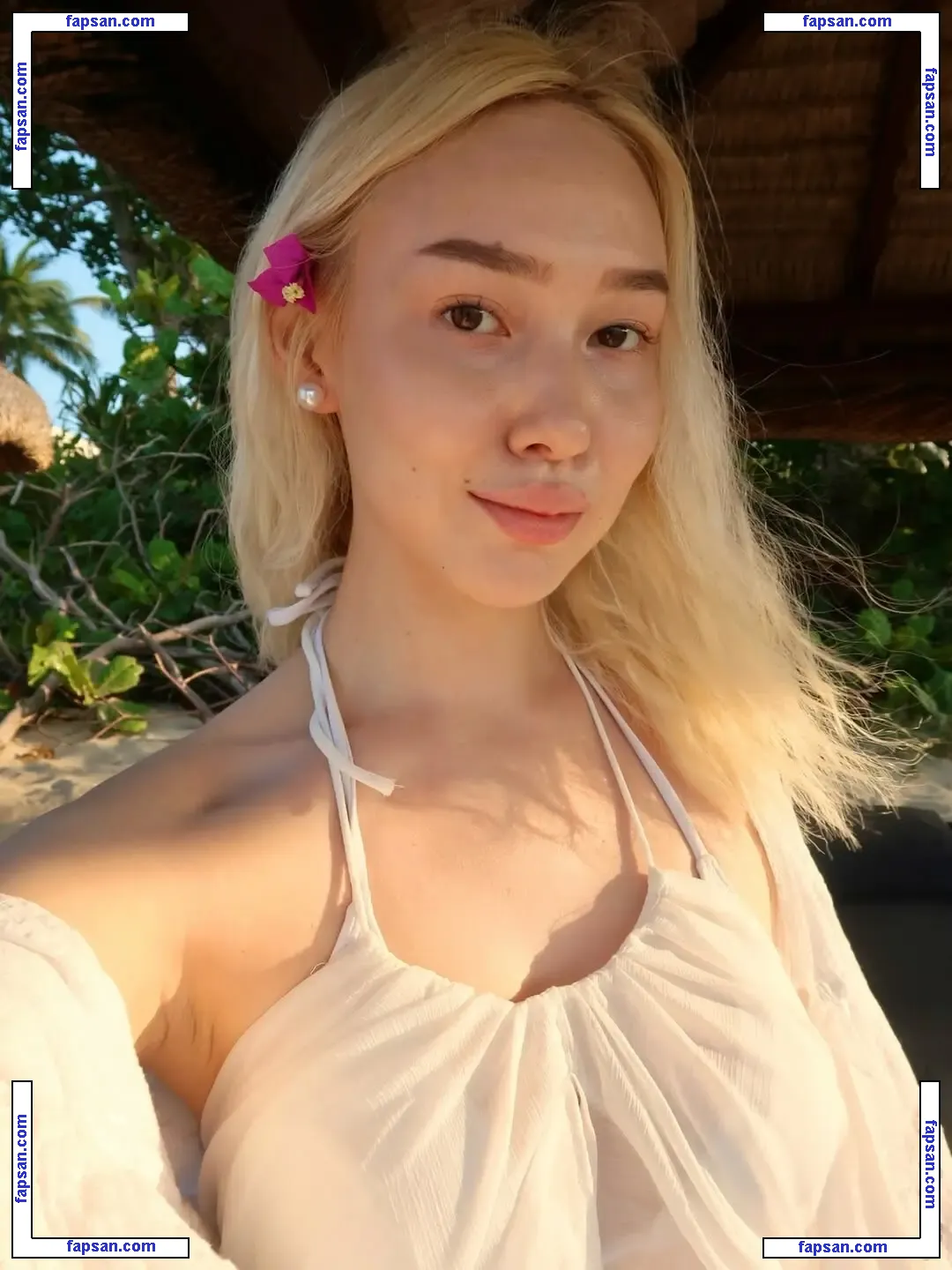 llameella голая фото #0005 с Онлифанс