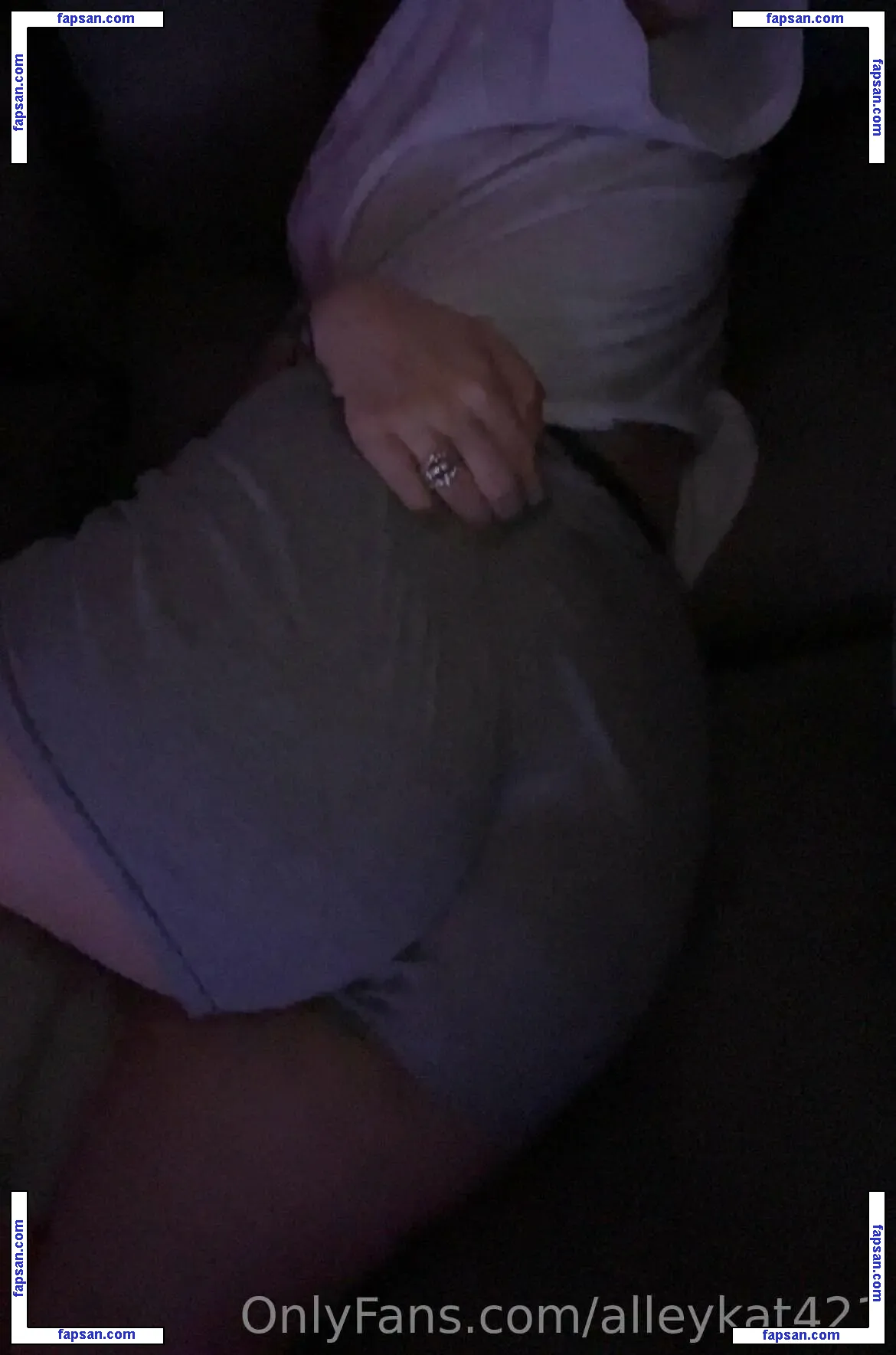 lleykt421 nude photo #0086 from OnlyFans