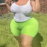 llindaa23 nude #0001