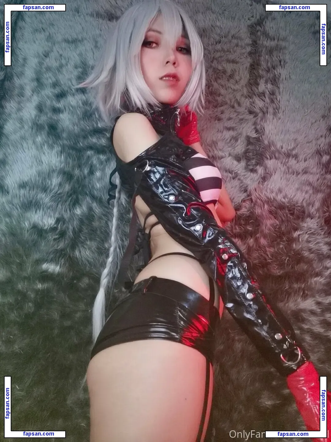 lmusicl / mewjiic_cos nude photo #0018 from OnlyFans