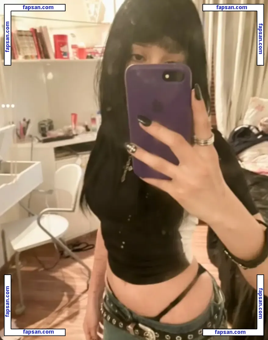 lobotovampp голая фото #0001 с Онлифанс