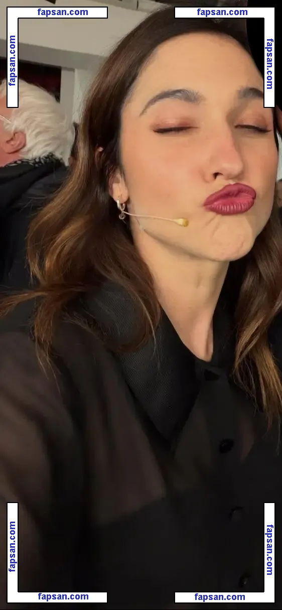 Lodovica Comello голая фото #0002 с Онлифанс