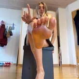 Loeni Hadi nude #0004