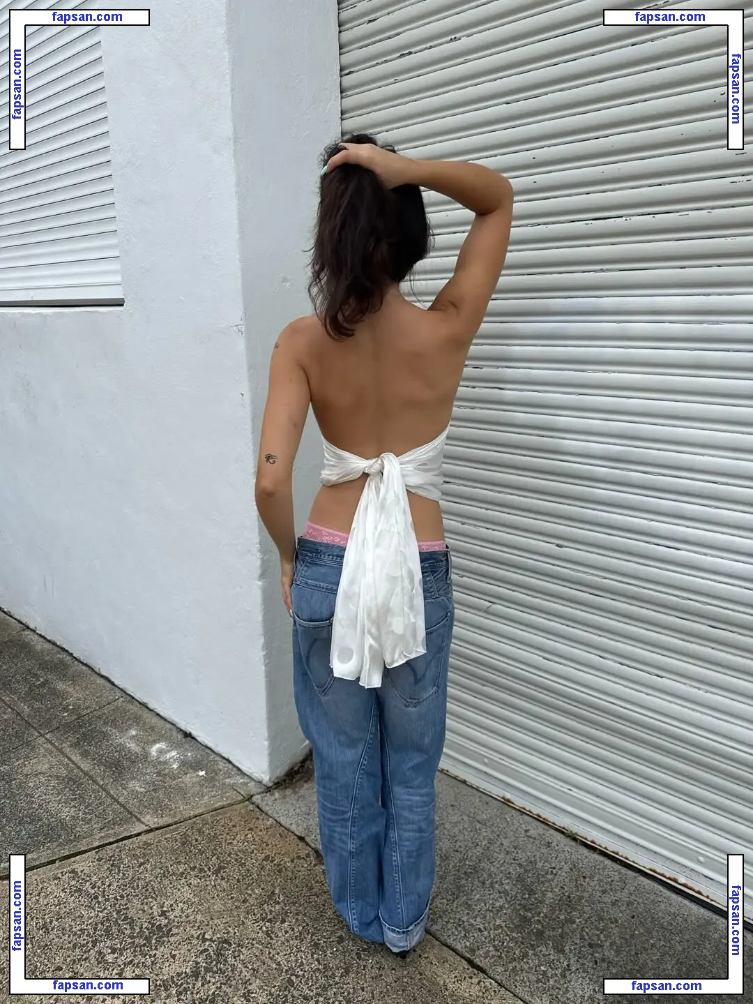 Log in голая фото #0271 с Онлифанс