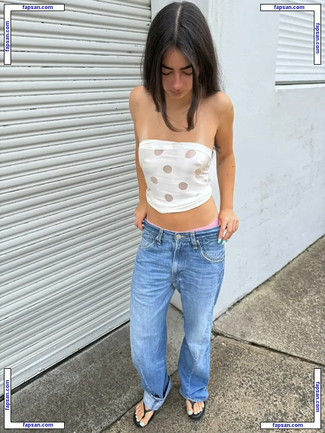 Log in голая фото #0272 с Онлифанс