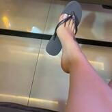 Loira Feet голая #0055