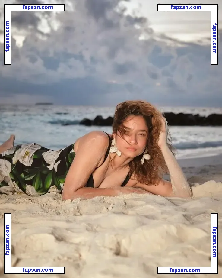 Lokhande Ankita nude photo #0016 from OnlyFans