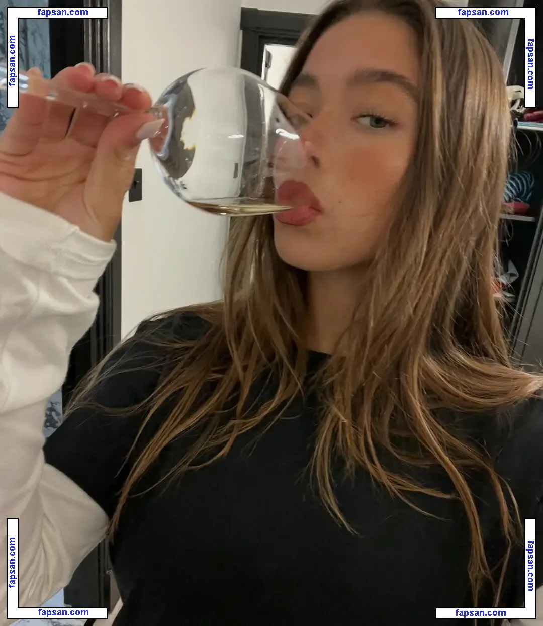 Lola Consuelos nude photo #0040 from OnlyFans