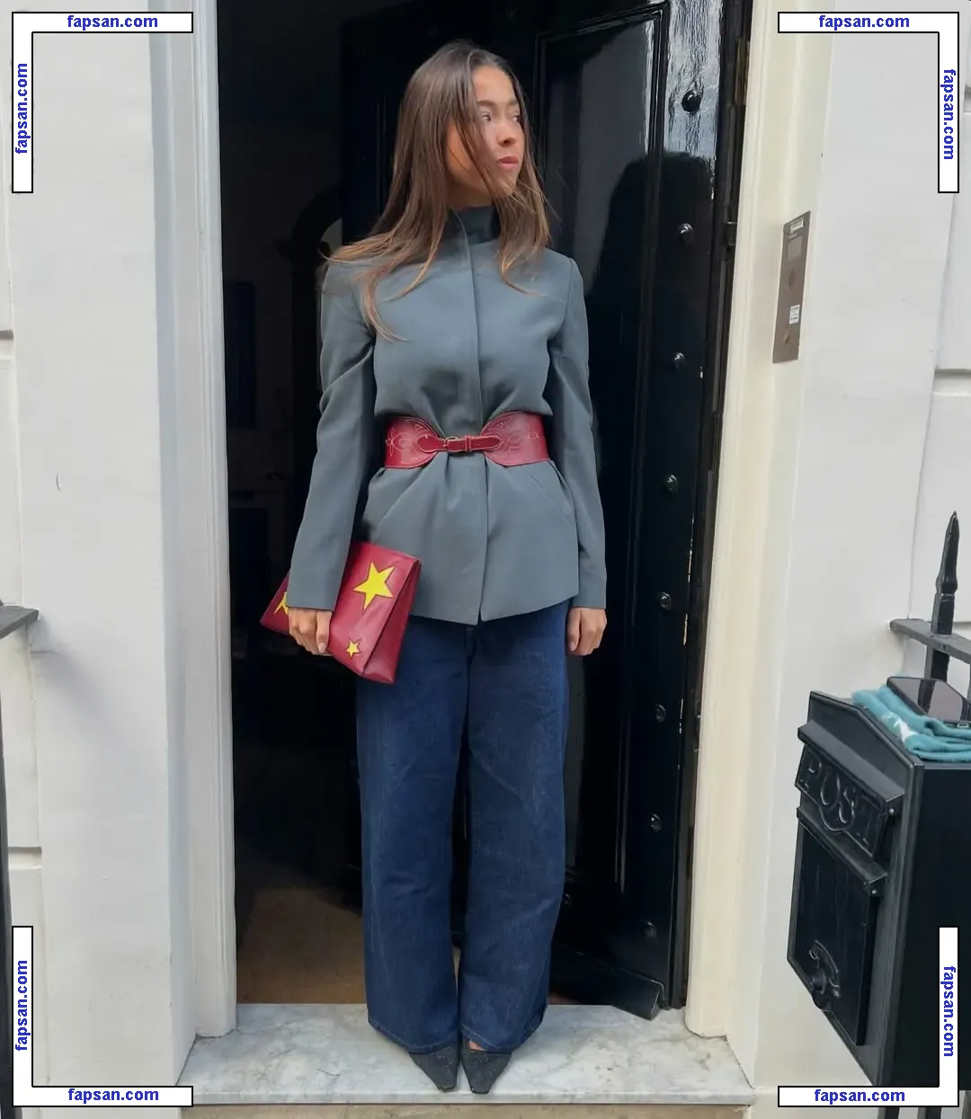 Lola Consuelos nude photo #0041 from OnlyFans