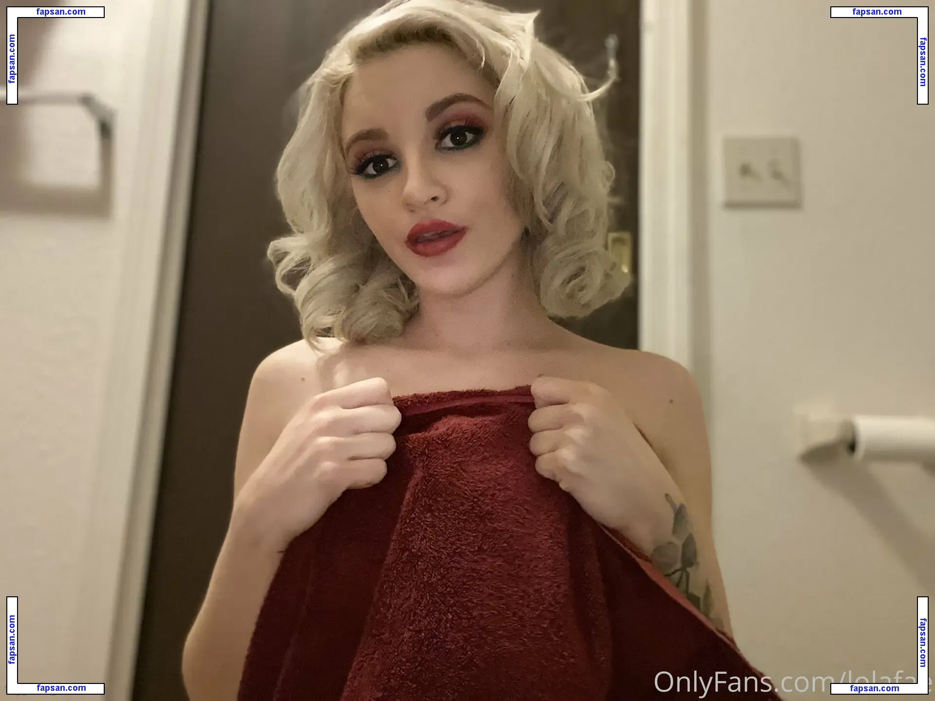 Lola Fae nude photo #0416 from OnlyFans