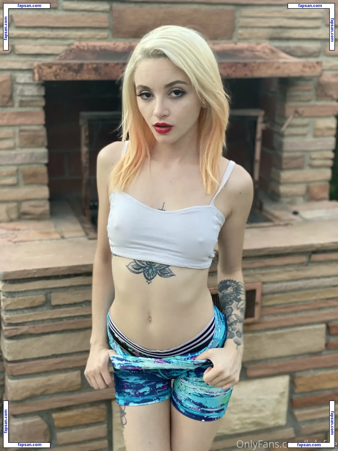 Lola Fae nude photo #0589 from OnlyFans