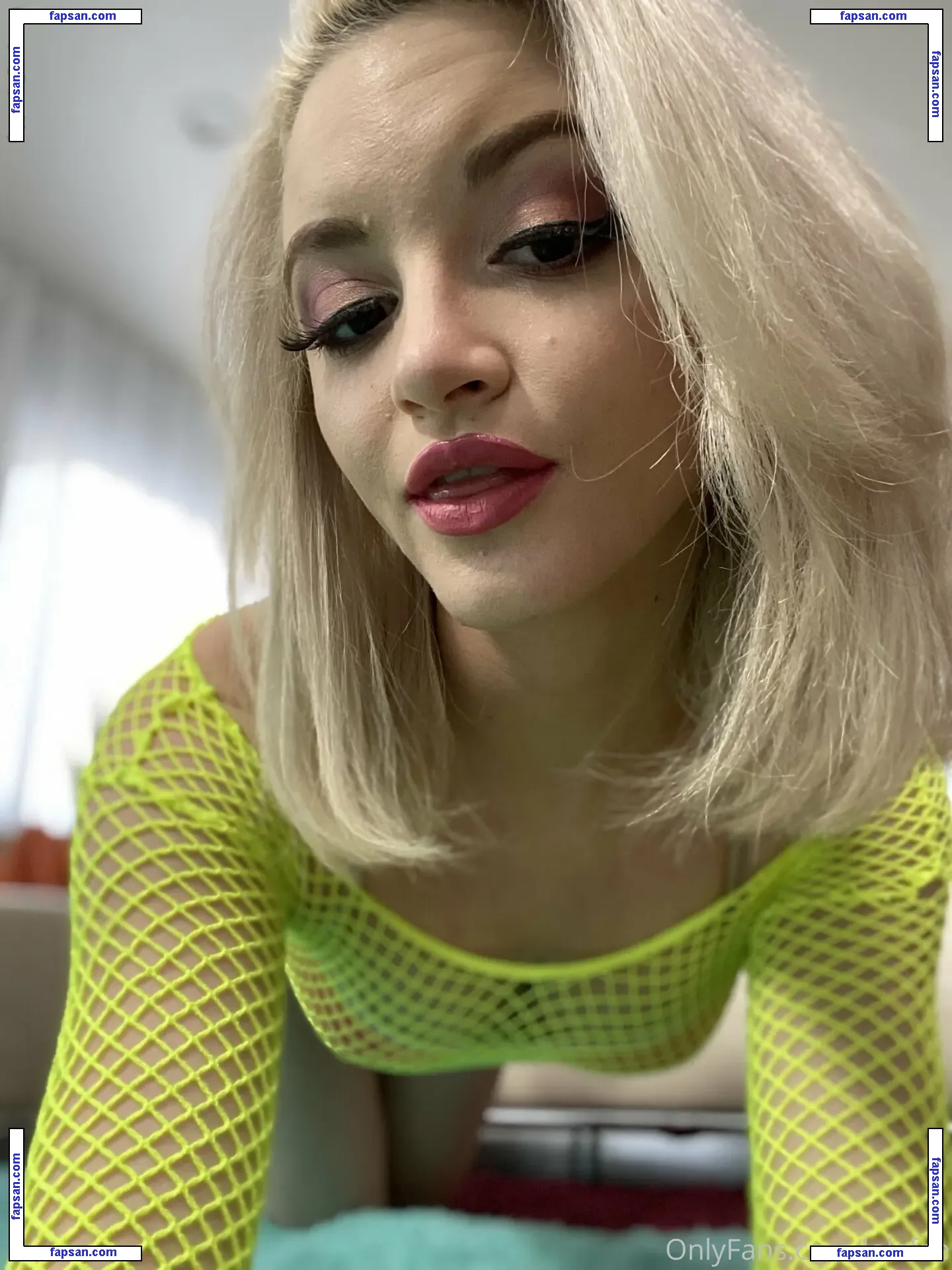 Lola Fae nude photo #0875 from OnlyFans