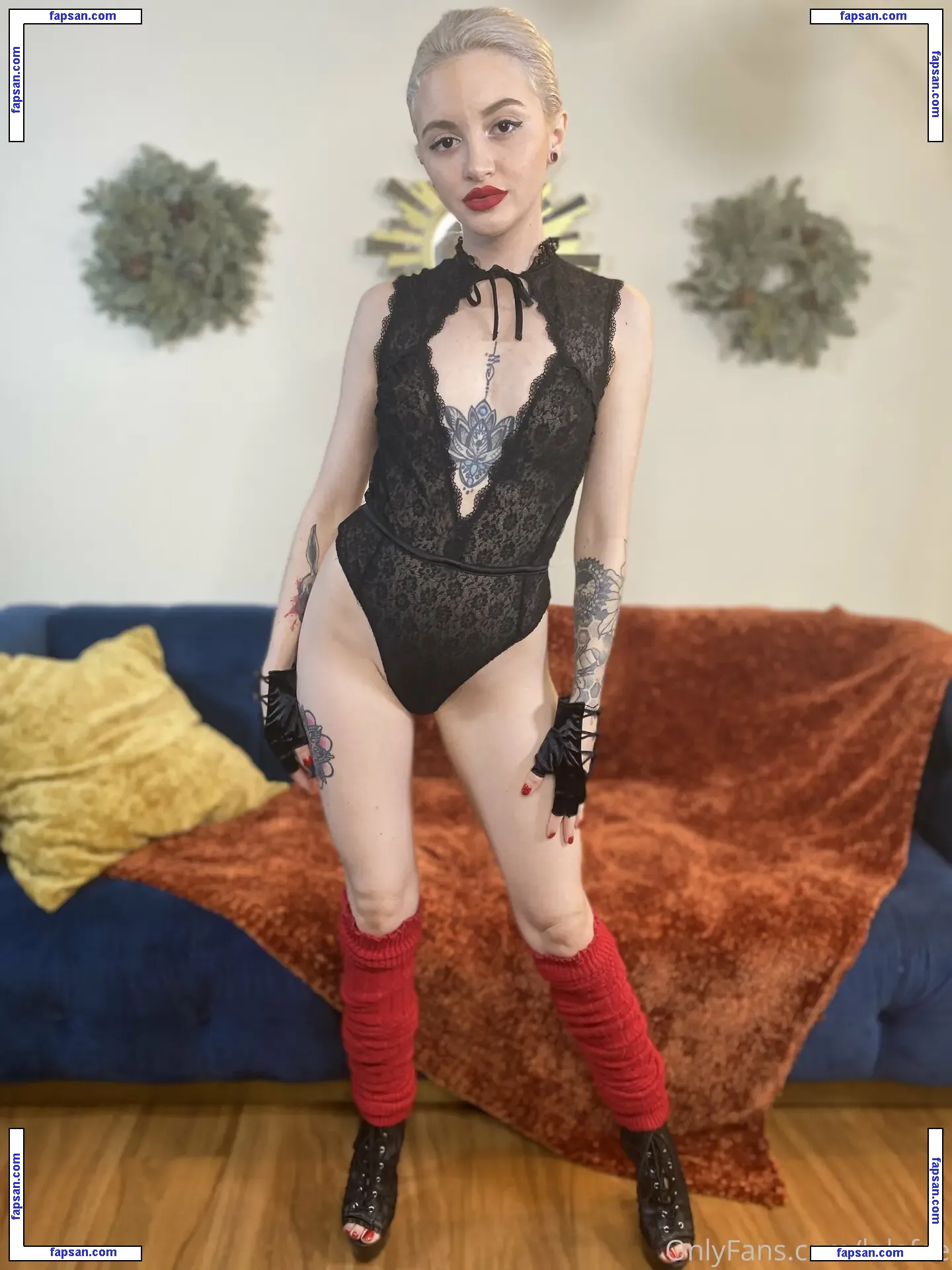 Lola Fae nude photo #0903 from OnlyFans