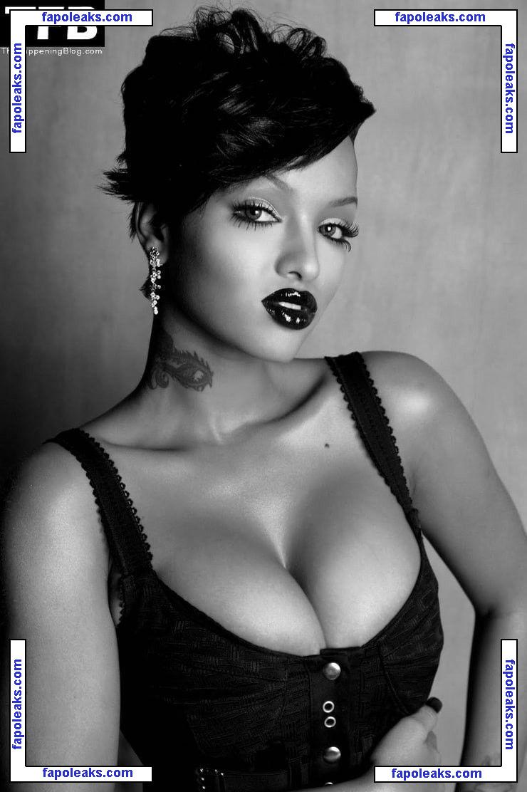 LoLa Monroe / iamlolamonroe / mydarknesshislight голая фото #0038 с Онлифанс