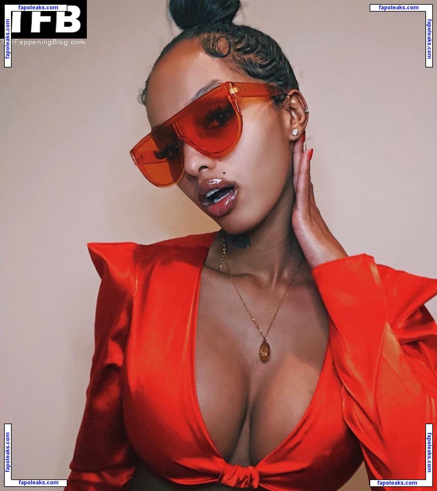 LoLa Monroe / iamlolamonroe / mydarknesshislight nude photo #0050 from OnlyFans