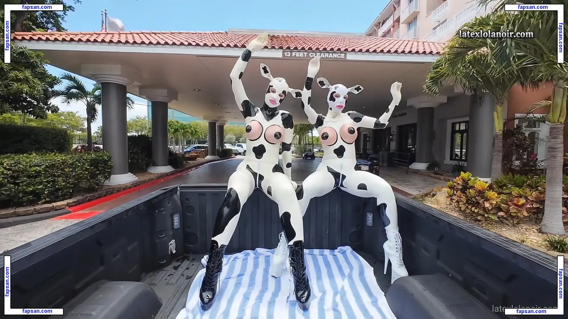 Lola Noir nude photo #0157 from OnlyFans