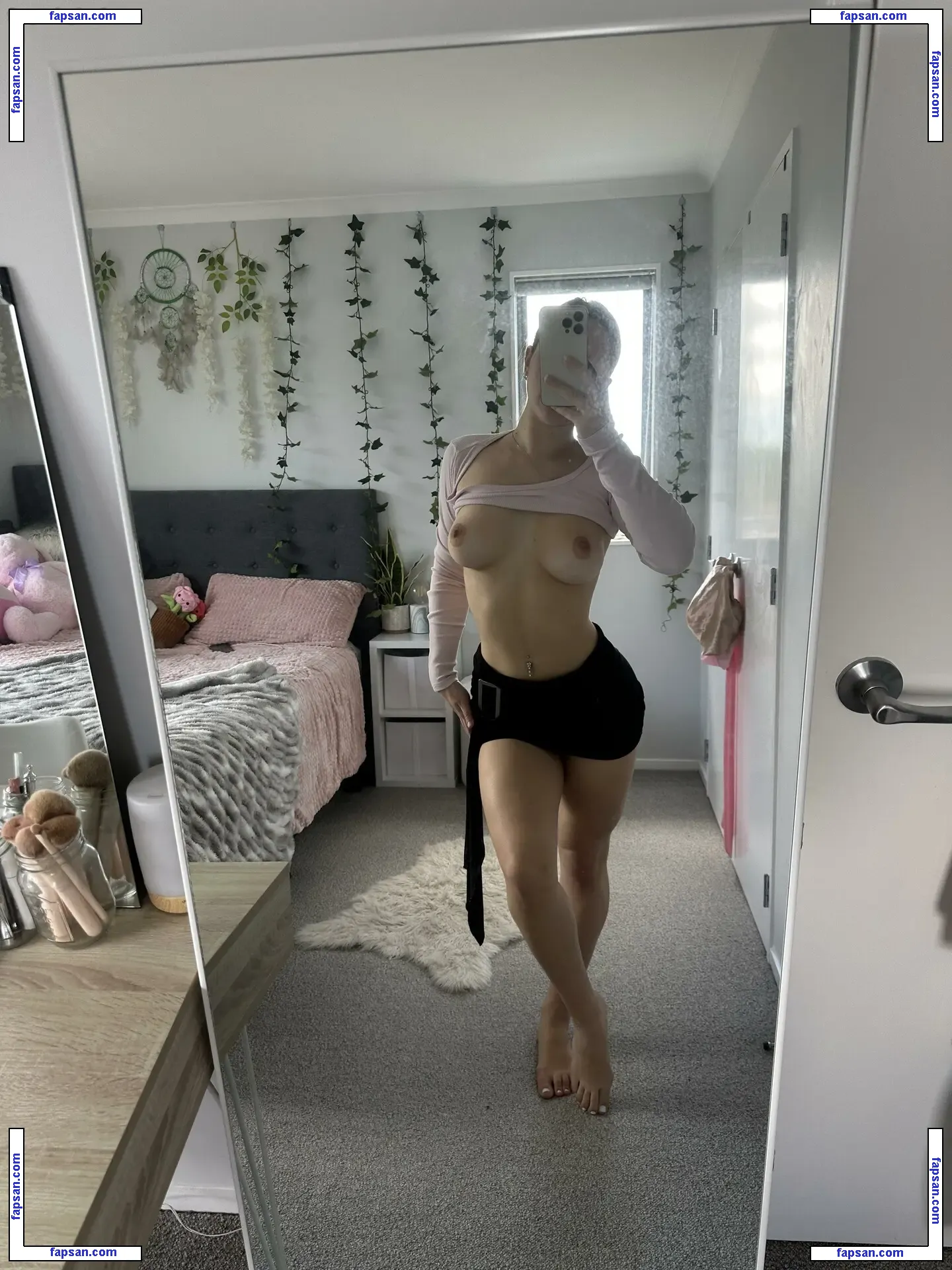 Lolaaahill nude photo #0016 from OnlyFans