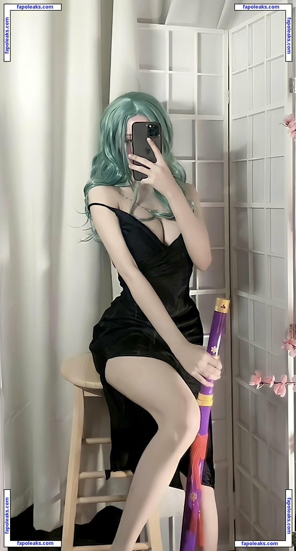 Lolaaasaur / animewifey_ / animewifey__ / louprival nude photo #0004 from OnlyFans