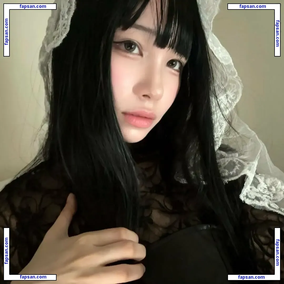 Lolaaasaur nude photo #0042 from OnlyFans
