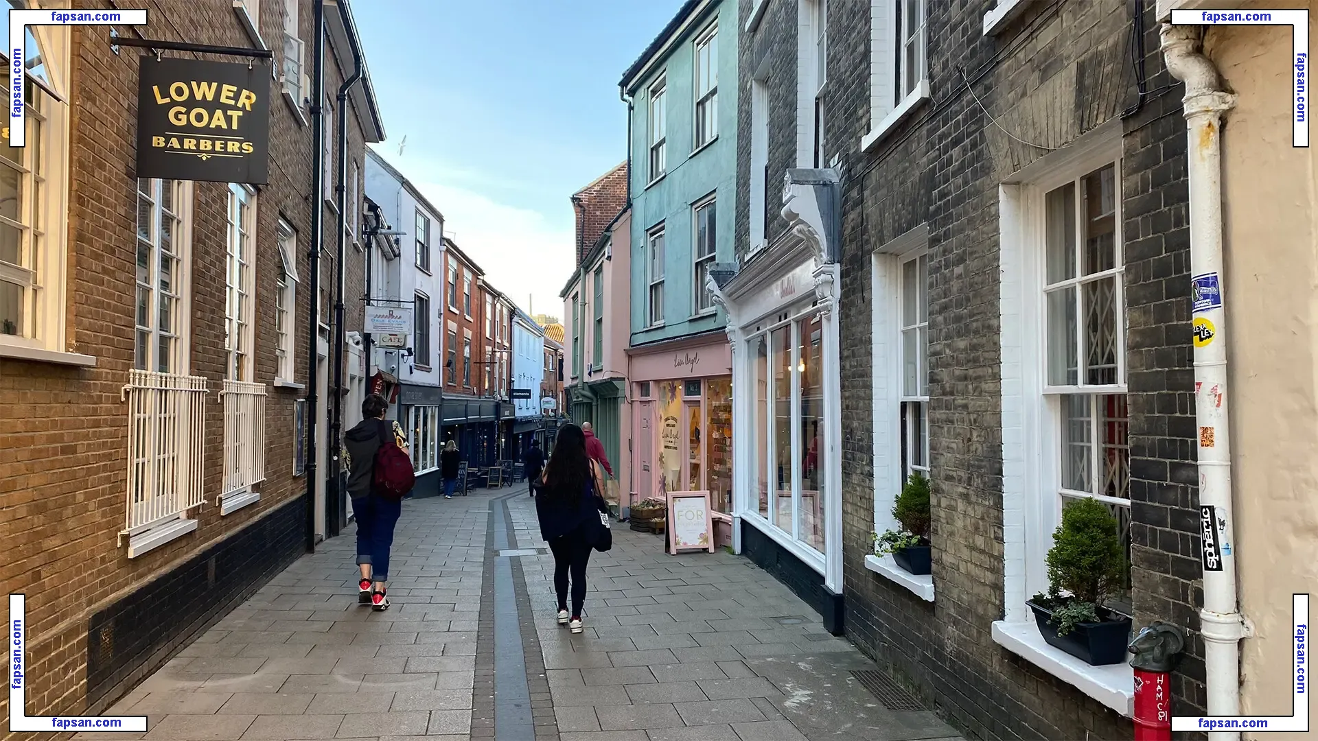 lolajuarez голая фото #0003 с Онлифанс