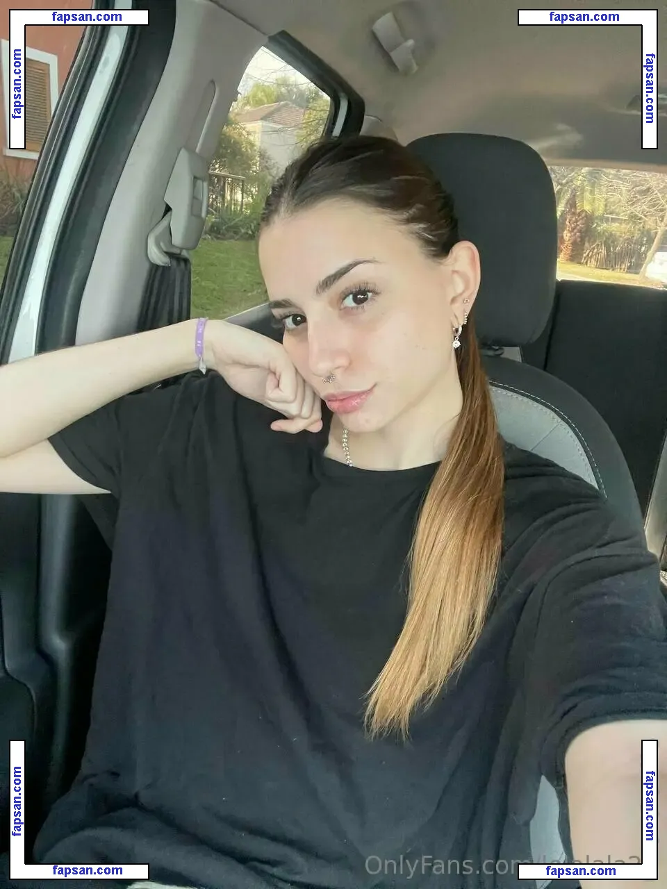 lolalala23 nude photo #0206 from OnlyFans