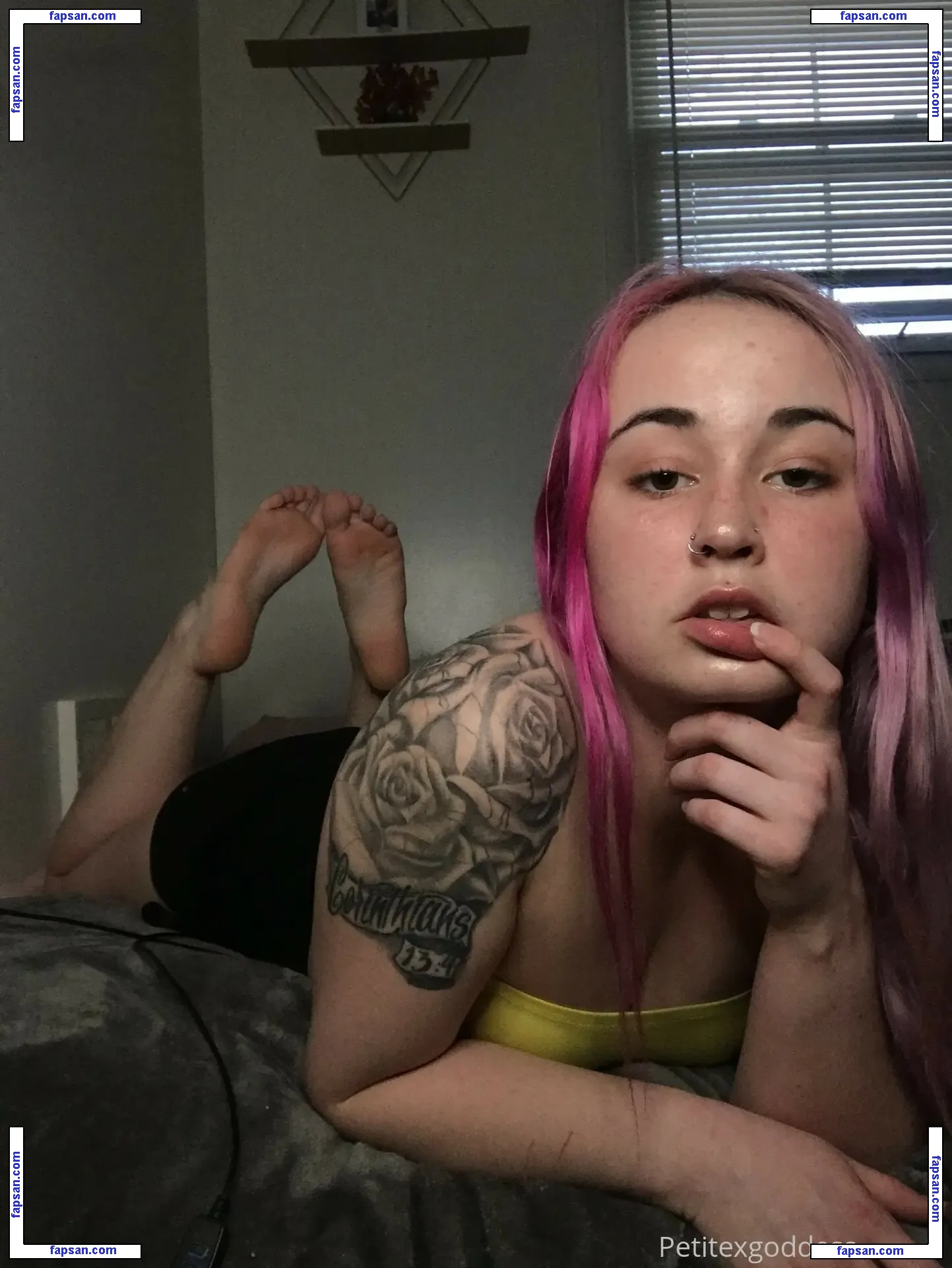 LolaxPeach nude photo #0026 from OnlyFans