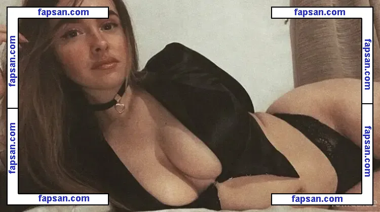 lolilealae nude photo #0079 from OnlyFans