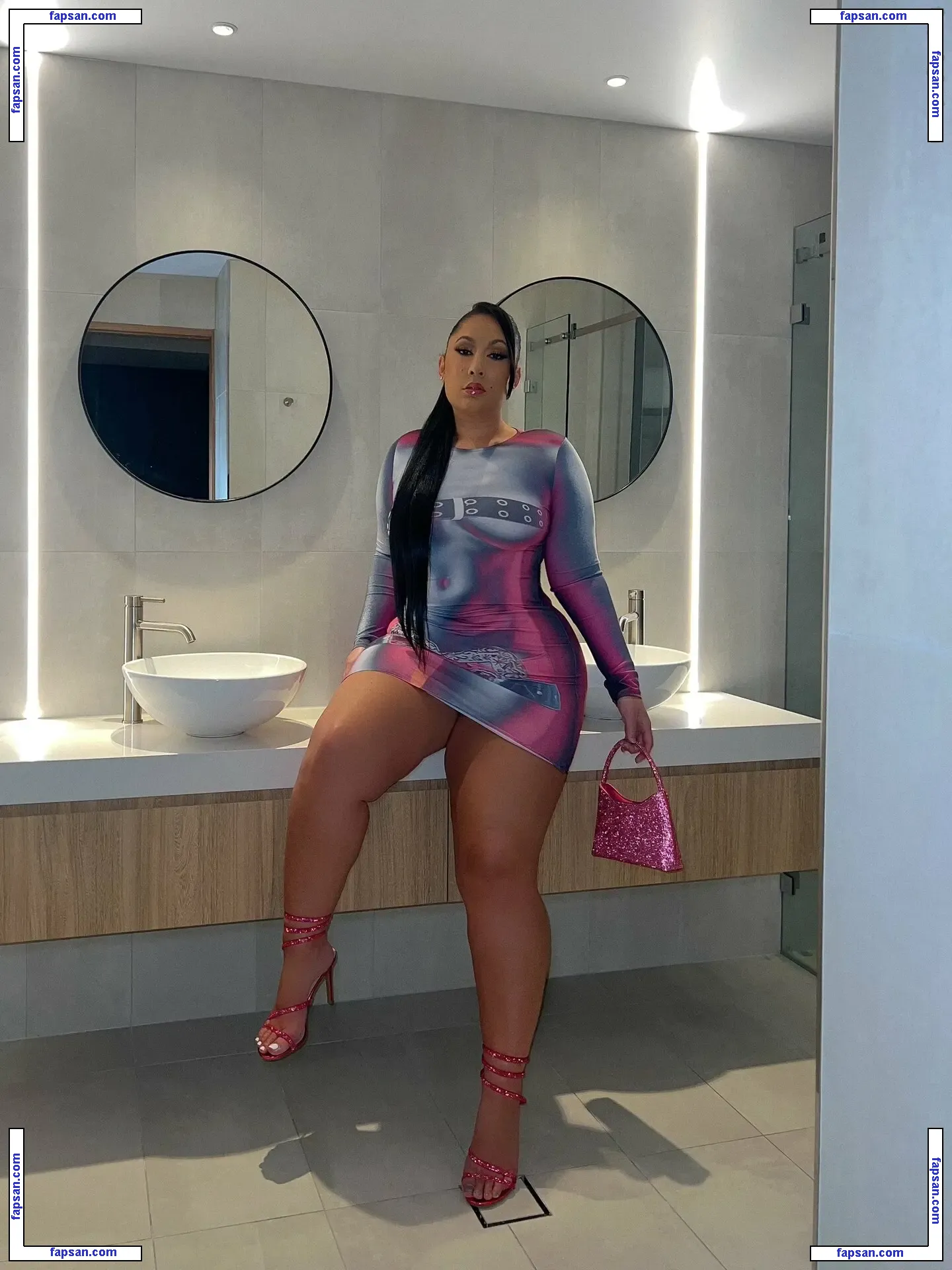 lolliecakez nude photo #0007 from OnlyFans