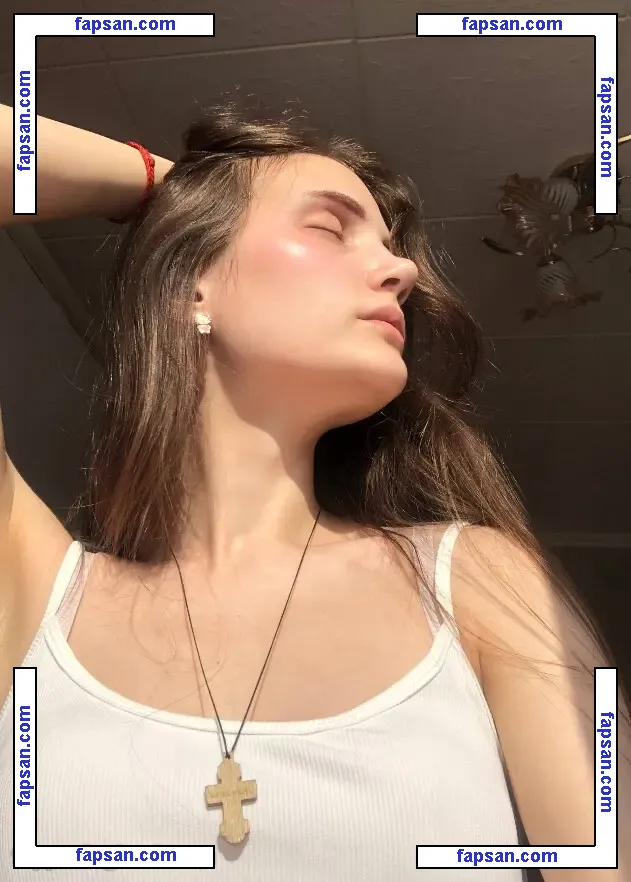 lolyamolya nude photo #0005 from OnlyFans