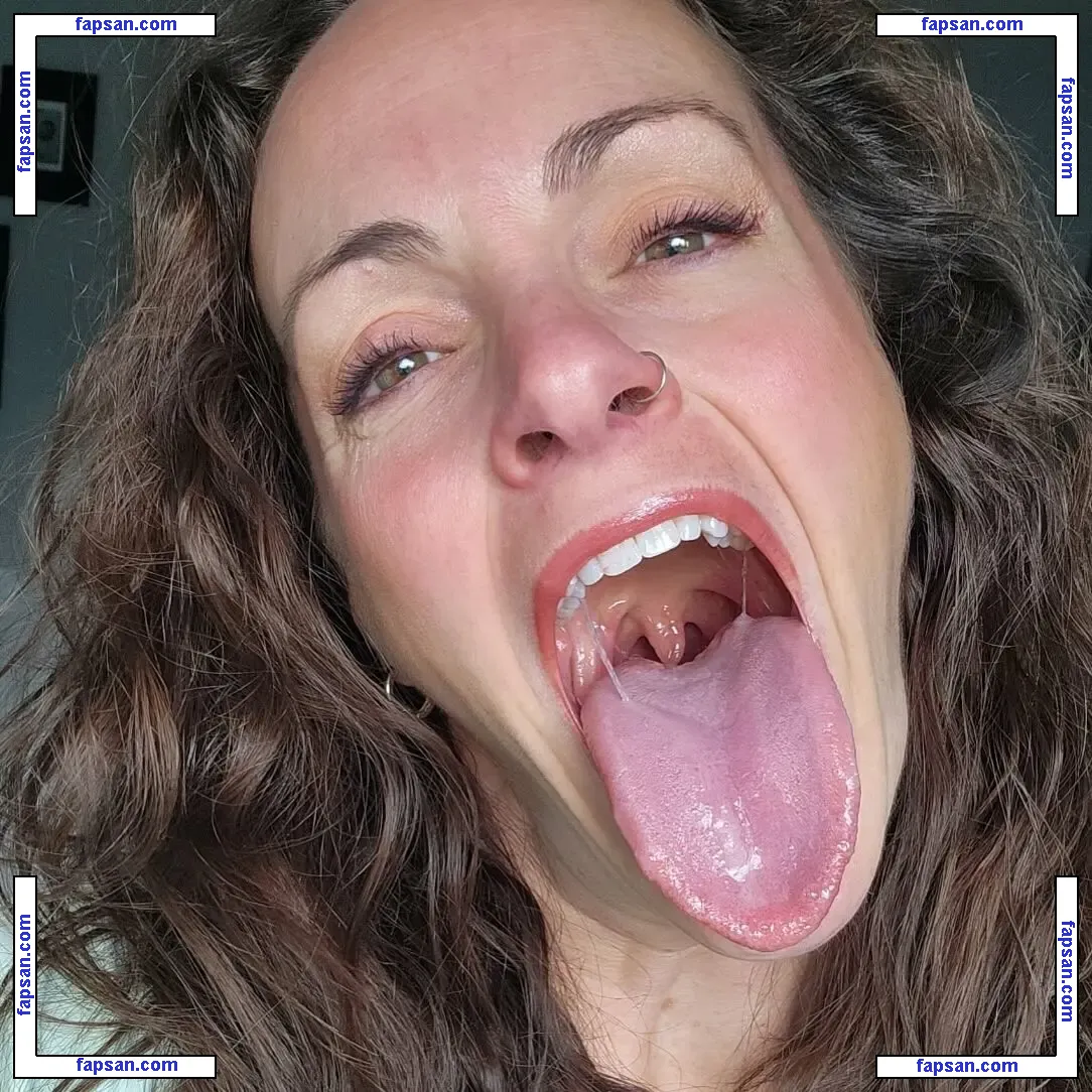 Long Tongue Fetish nude photo #0109 from OnlyFans