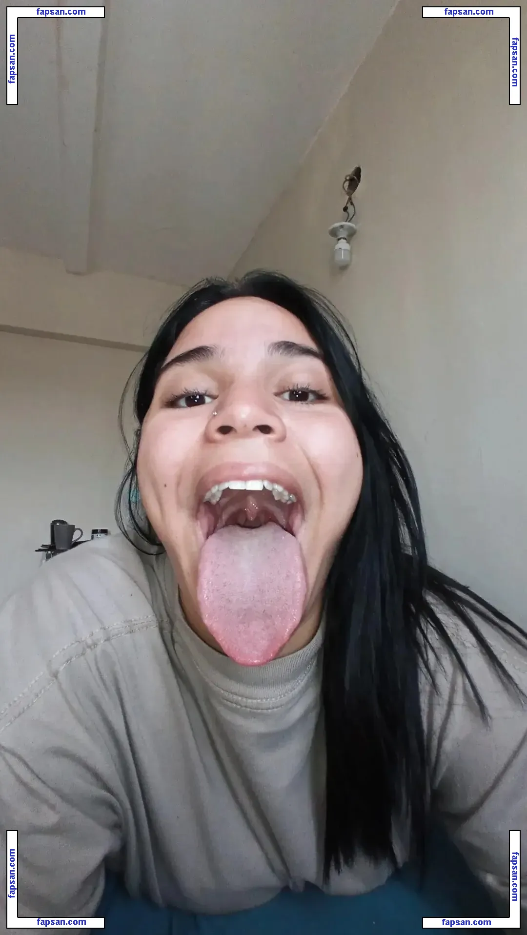 Long Tongue Fetish nude photo #0130 from OnlyFans