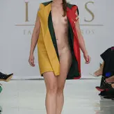 Lonneke Van Der Veen голая #0004
