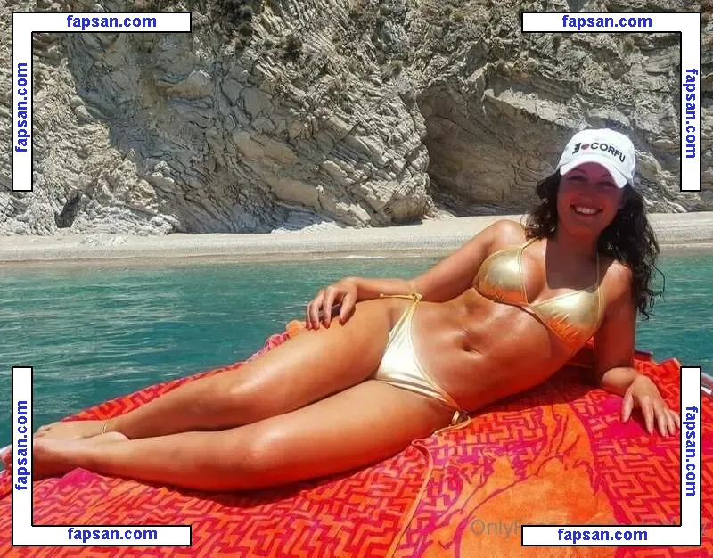 lookatlucyvip nude photo #0002 from OnlyFans