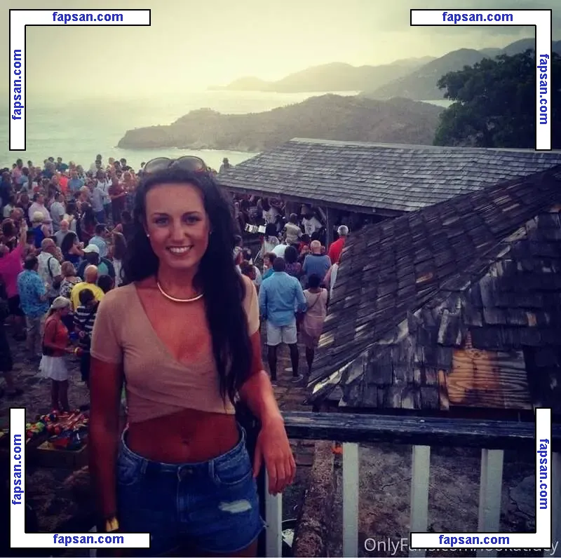 lookatlucyvip nude photo #0013 from OnlyFans