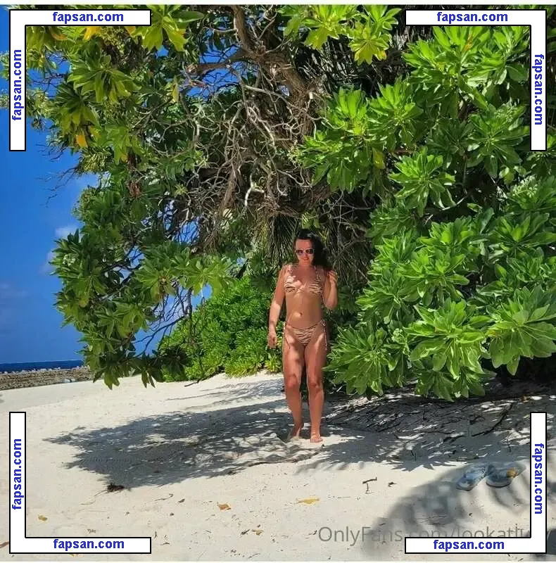 lookatlucyvip nude photo #0014 from OnlyFans