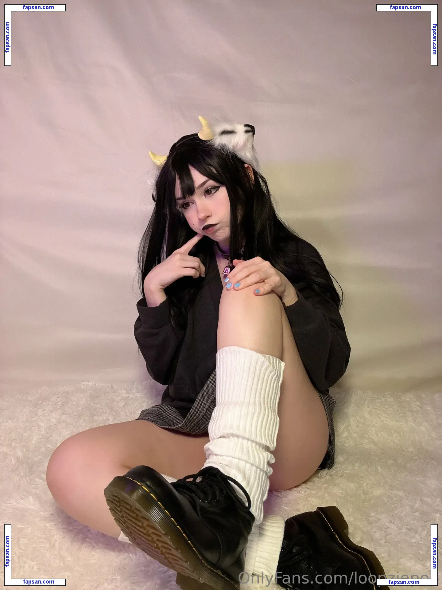 Loopziepop nude photo #0023 from OnlyFans