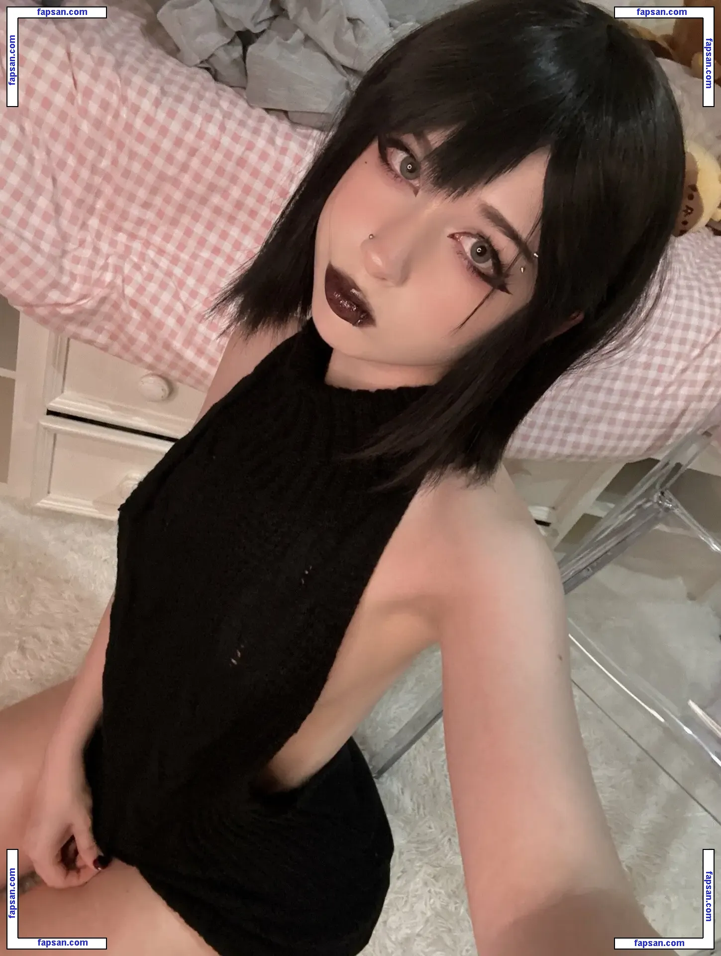 Loopziepop nude photo #0161 from OnlyFans