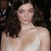 Lorde голая #0009