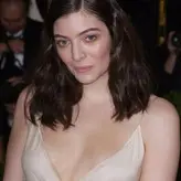 Lorde голая #0011