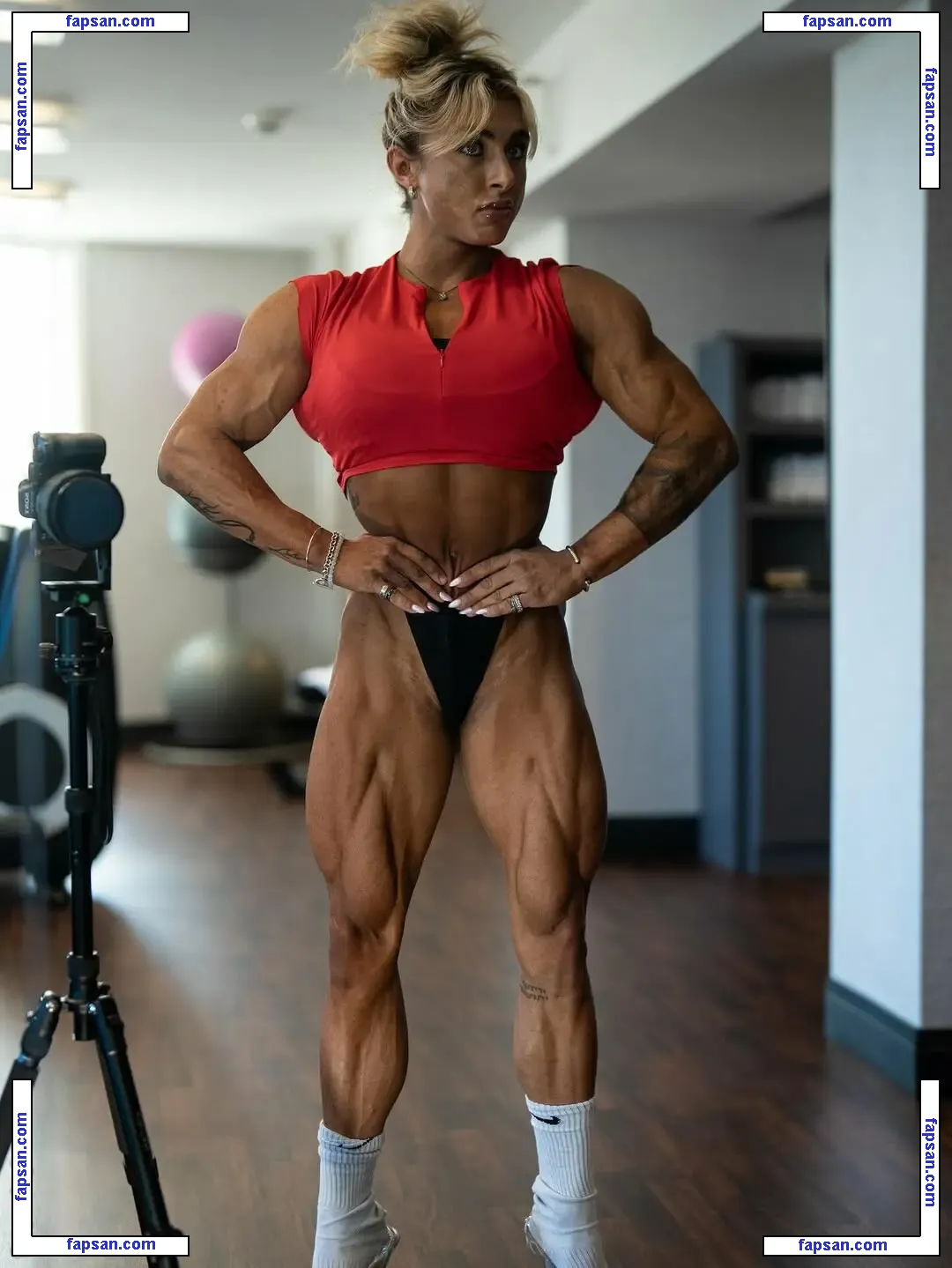 Loren Calderoni голая фото #0018 с Онлифанс