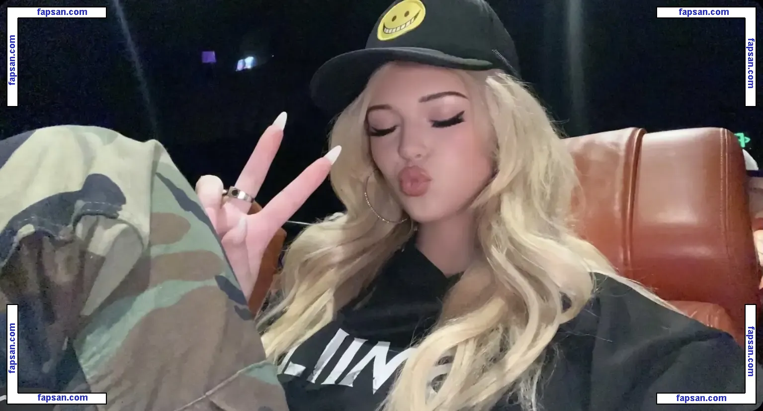 Loren Gray nude photo #0269 from OnlyFans