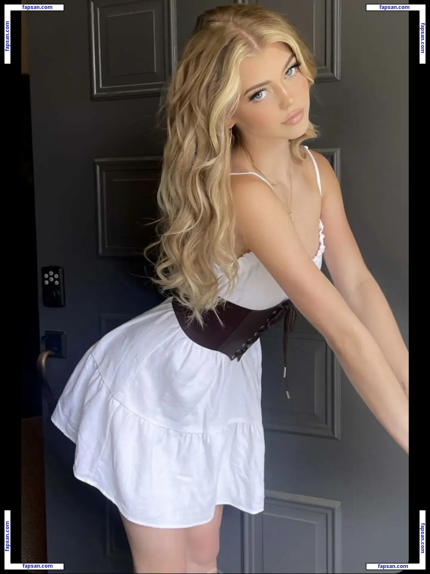 Loren Gray nude photo #0351 from OnlyFans