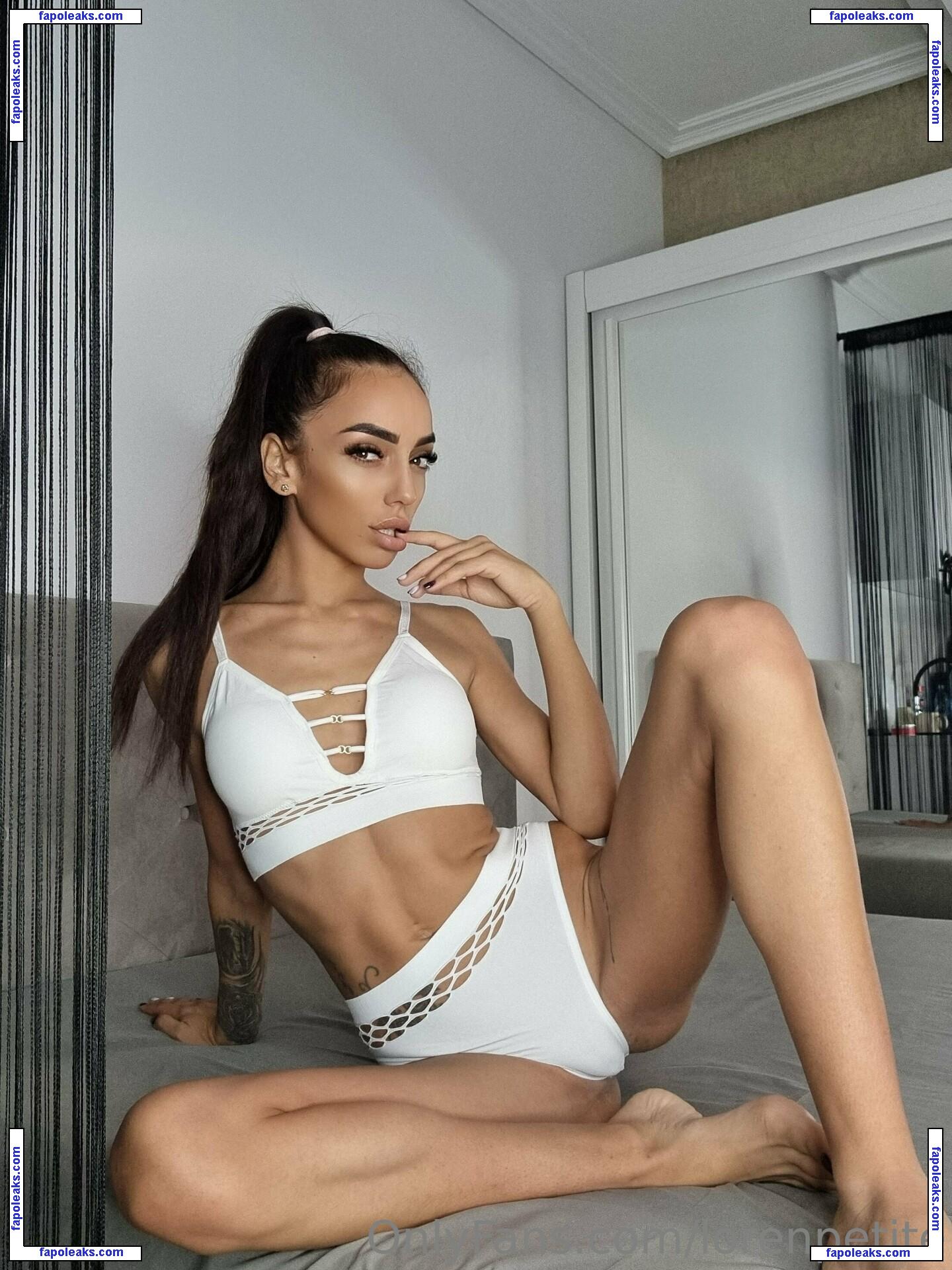 lorenpetite nude photo #0045 from OnlyFans