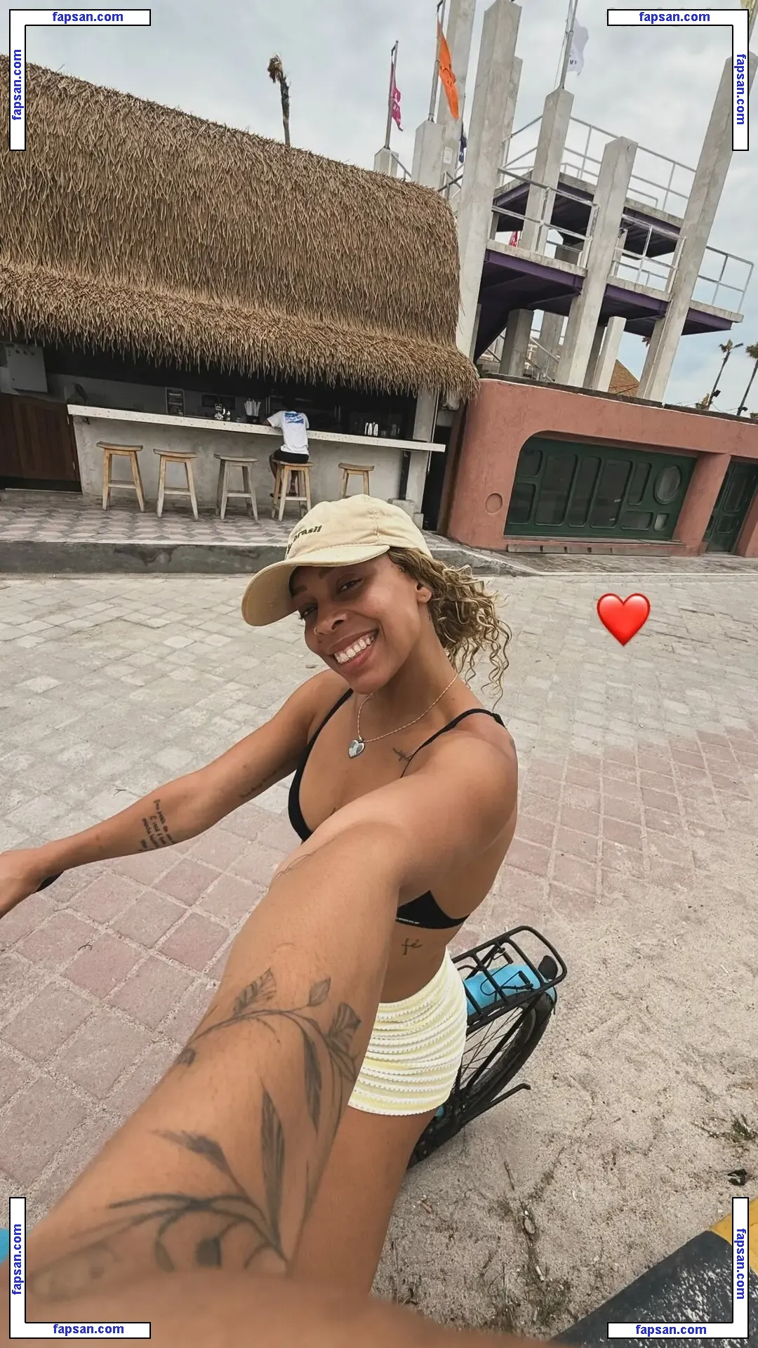 Lorrane Dos Santos nude photo #0032 from OnlyFans