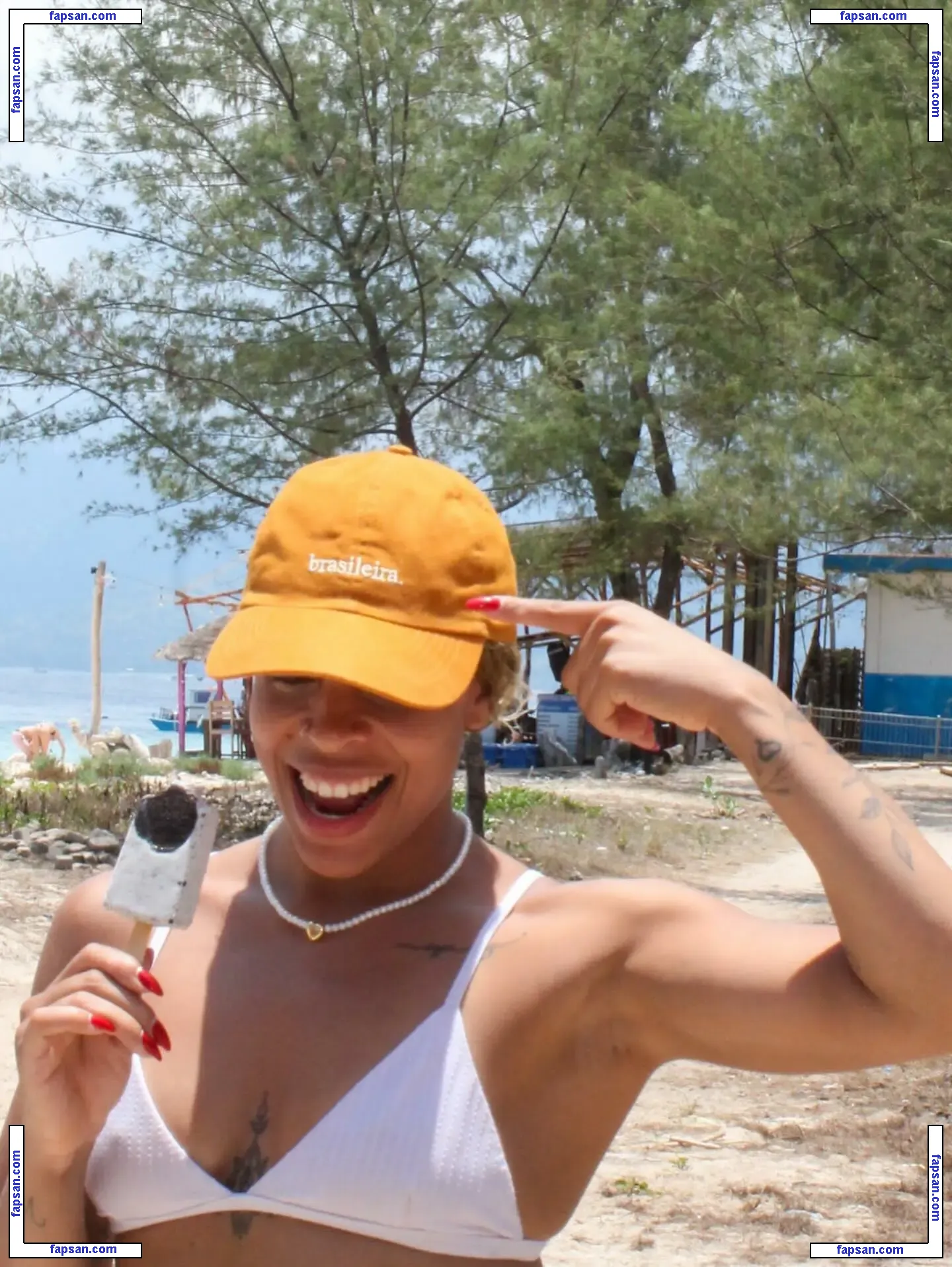 Lorrane Dos Santos nude photo #0037 from OnlyFans