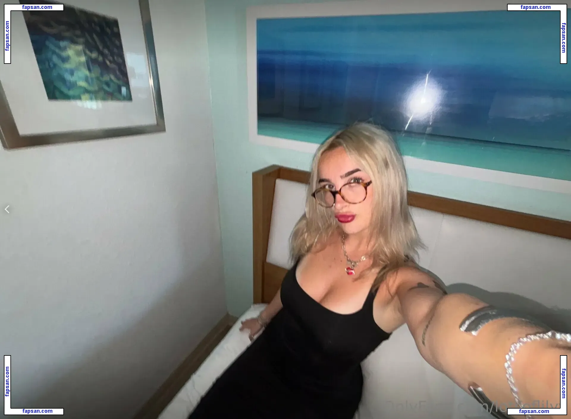 lotsoflilyy nude photo #0006 from OnlyFans