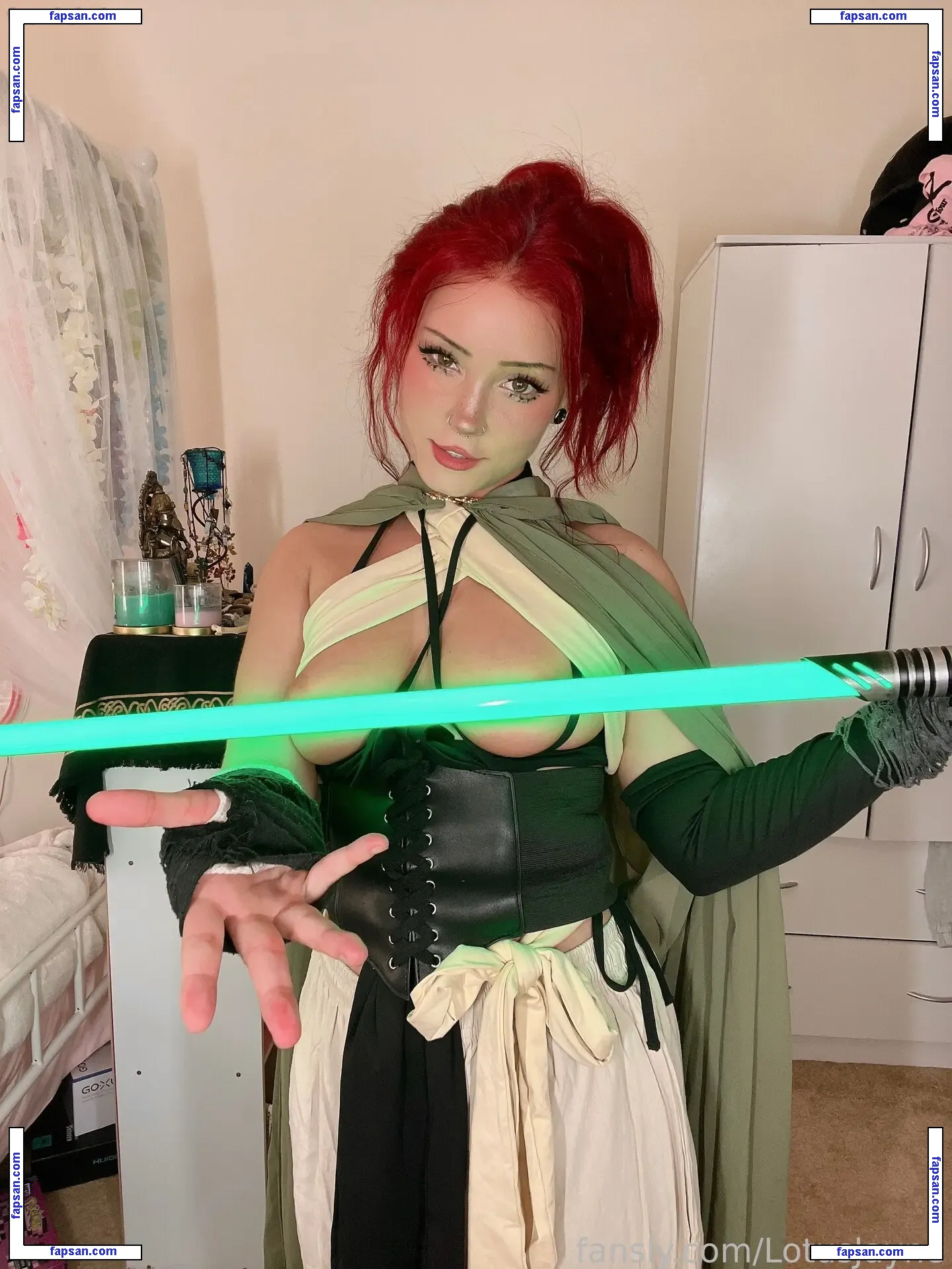 LotusJayne голая фото #0088 с Онлифанс